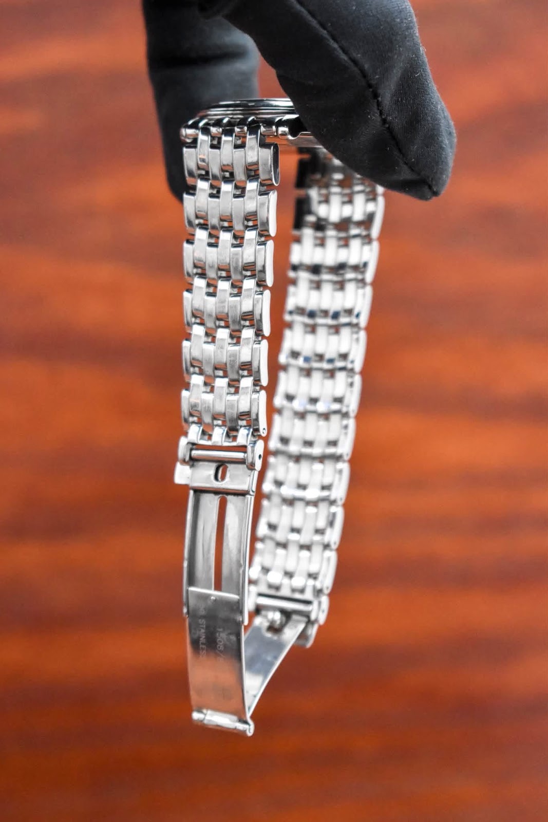 Omega signed deployant clasp on the De Ville Prestige bracelet